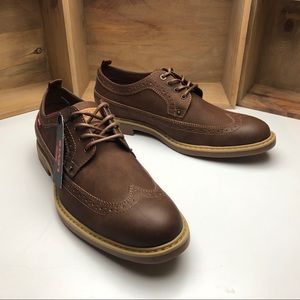 Levi’s Tindal UL Dark Tan Oxfords